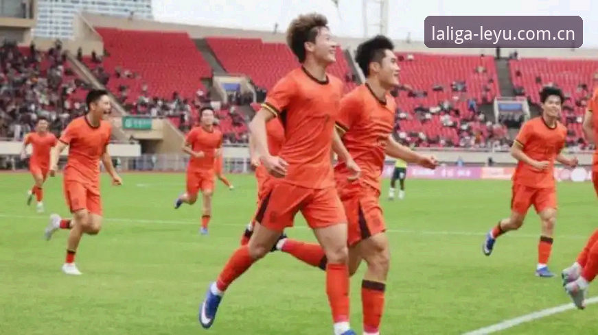U19国足出局复盘：如何在乐鱼体育看懂一条防线的崩溃